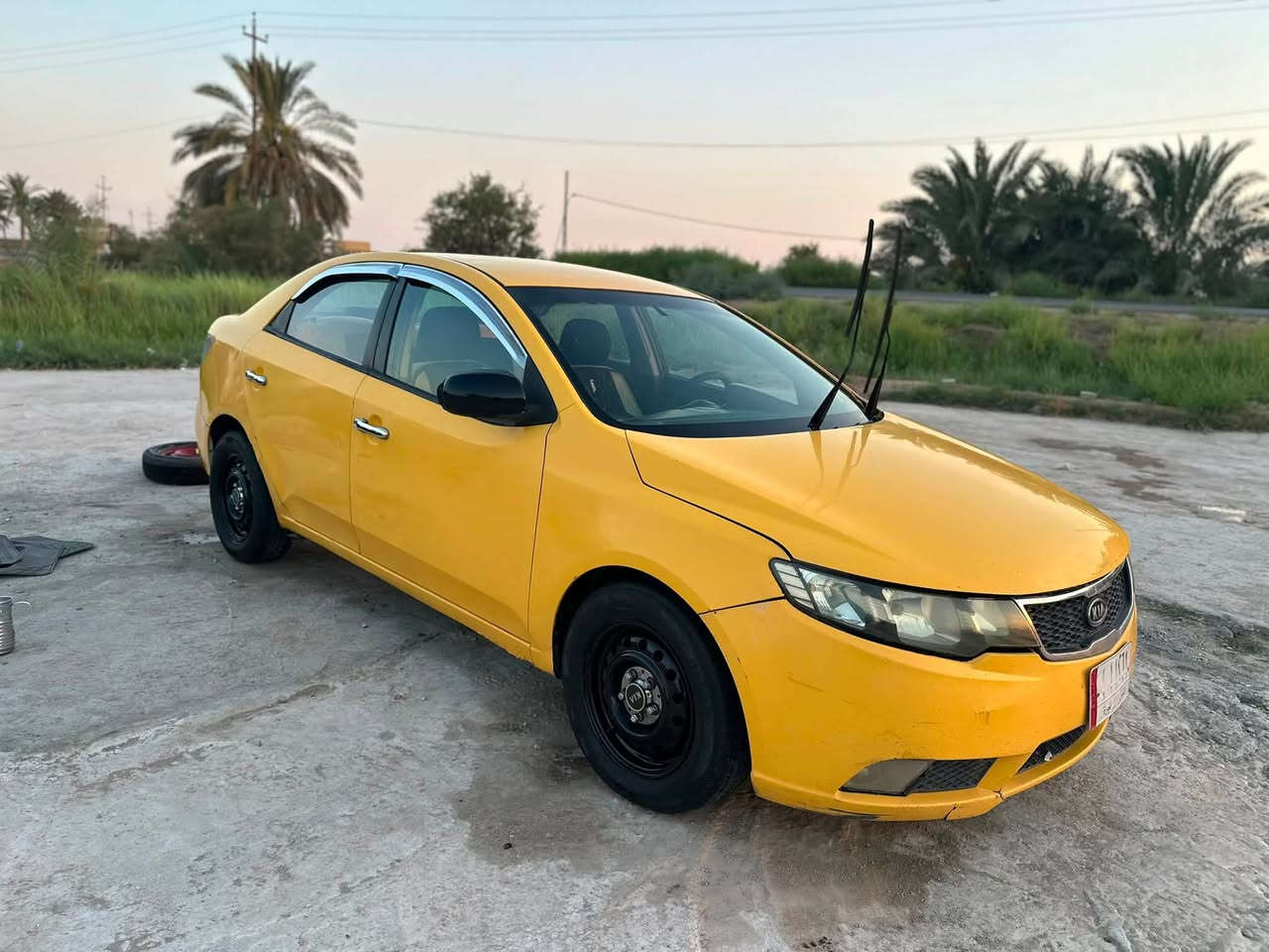 سلام عليكم سيراتو مديل ١٢ مكينه  كير تخم تاير حدايه تبريد جاهزه السعر ٧٣ وبيه مجال ***********ضربته جاملغ امامي
