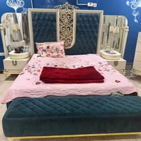 مستخدم قليل • غرفة نوم • بغداد