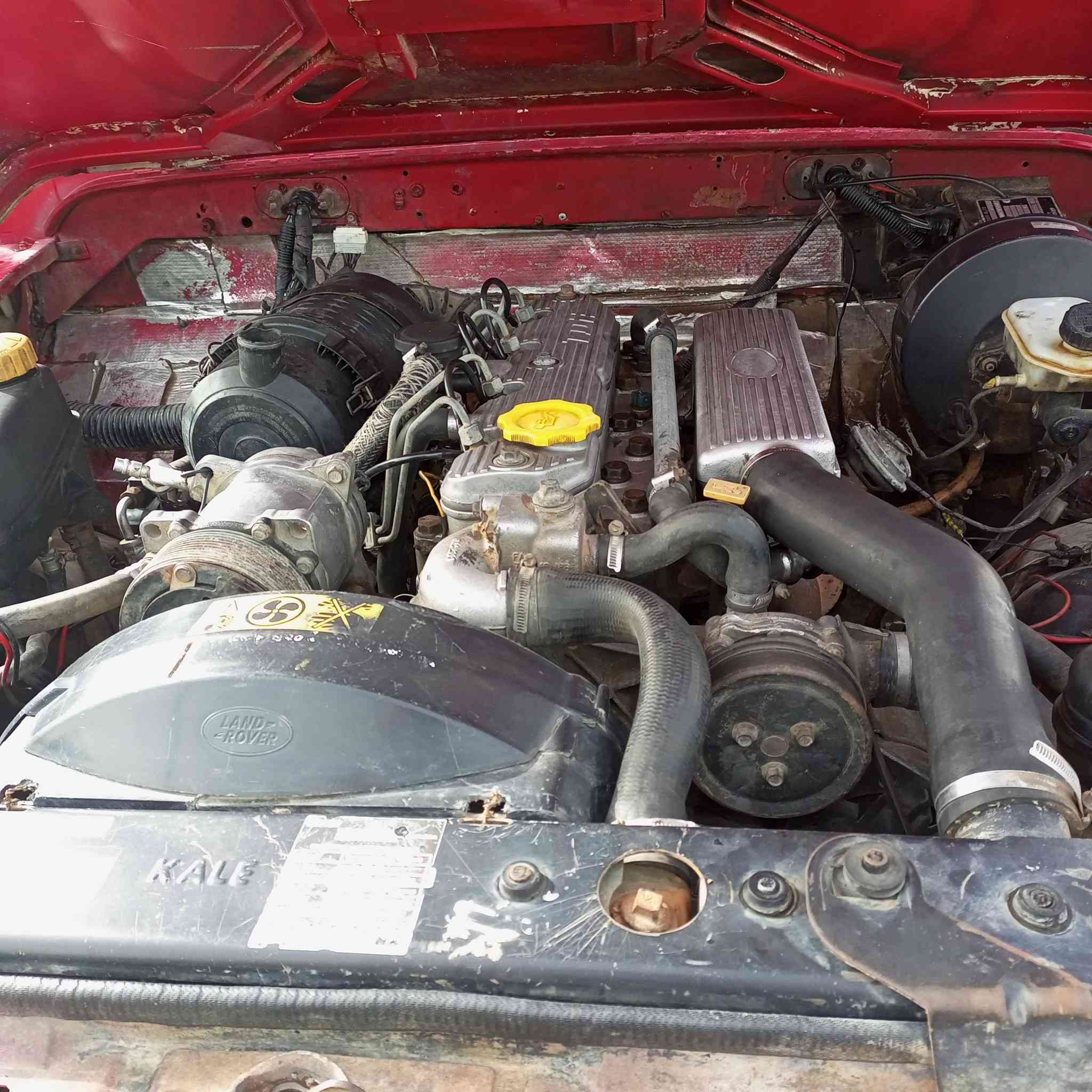 السلام عليكم  للبيع لاند لوفر نوع 110  رقم بغداد  موديل 85محرك كاز سوبر 4سلندر  مكفول محرك كير  شادهن جدد  تبريد بس غاز
المكان بغداد تقاطع النهروان &استفسار ***********
