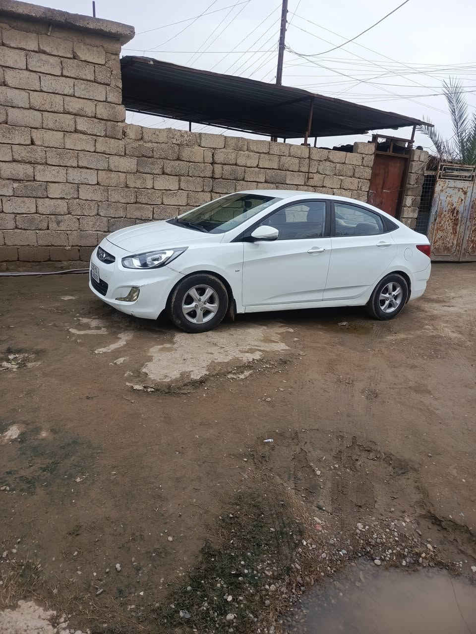 السلام عليكم اخوان اكسنت13 للبيع بدون صبغ شرط بس الدوسات محرك 16/السعر100صلاح الدين الشرگاط قرية السويدان ***********
