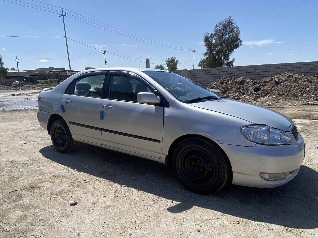 للبيع او المراوس حسب القناعة
تويوتا كورلا 2007 نحله
السعر 80بيها مجال بسيط 
صبغ ؏َـام 
رقم بغداد مشروع وطني 
محرك جديد 
كير جديد 
تخم تاير جديد 
📍 الموقع: سامراء
-الاتصال على الرقم ‭ ‭ ‭0772 305 4947‬
