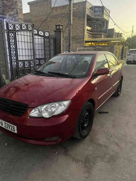 السلام عليكم 
‏BYD F3 2012گير عادي 
مكفولة كفالة عامة قطرة صبغ مابيها 
بأسمي السيارة تحويل مباشر وأرقامها أنكليزي الدولي وهزتها ما منتهيه
ملاحظة هاي الفوگانيات آني متربهن السيارة جرادها خفيف + بس البنيد شويه جراده قوي
مكاني بغداد تقاطع الدرويش

***********
