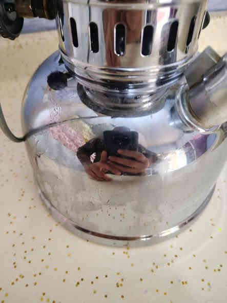 لوكس نفطي قديم
نظافة ٩٥ بالمية
ماعرف اشغلة
السعر ٣٥ الف
بغداد البلديات ***********
ماعندي توصيل
