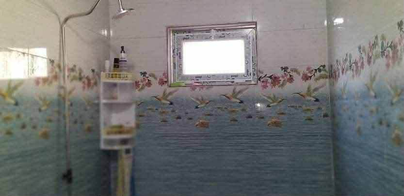 البيع ٢٠٠متر طابقين ٣غرف نوم وكراج  
سلمان باك المدائن ***********
