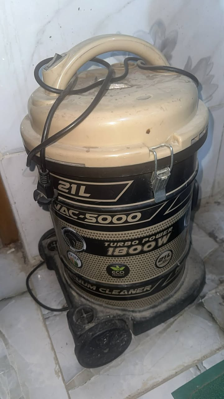 بلازمه25قفل المكنسه 25قفل اثنيهن ع فحص تفحصهن يله تاخذهن مكان غزاليه 🤎🤎


**إذا كنت صاحب هذا الإعلان وتريد حذفه لأي سبب، رجاءا أرسل رسالة إلى الدعم الفني**