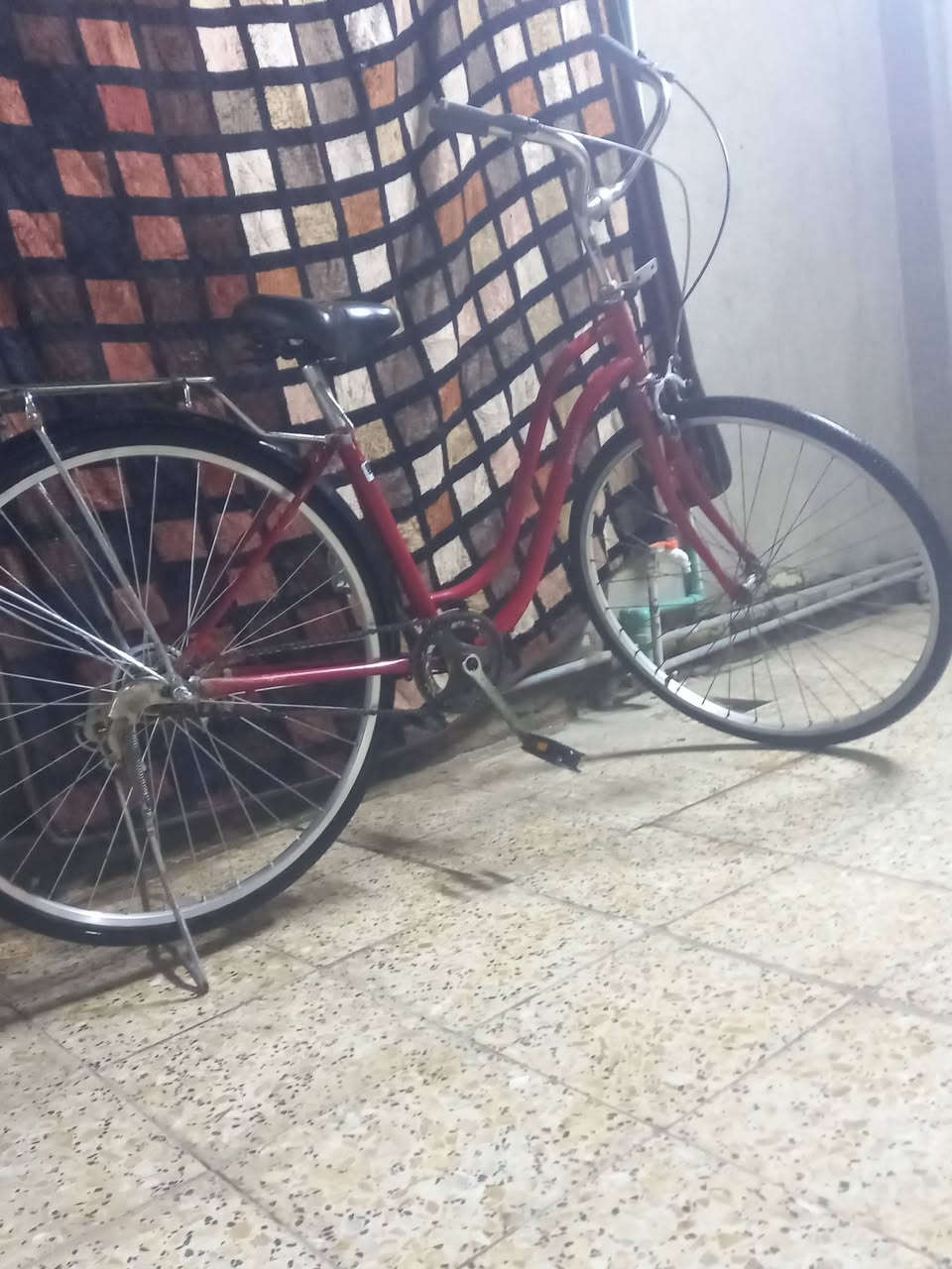 سلام عليكم شباب بيسكل لبيع حجم ٢٧مكاني بغداد الحسينيه مال رشديه
السعر (55)وبي مجال لشراي


**إذا كنت صاحب هذا الإعلان وتريد حذفه لأي سبب، رجاءا أرسل رسالة إلى الدعم الفني**