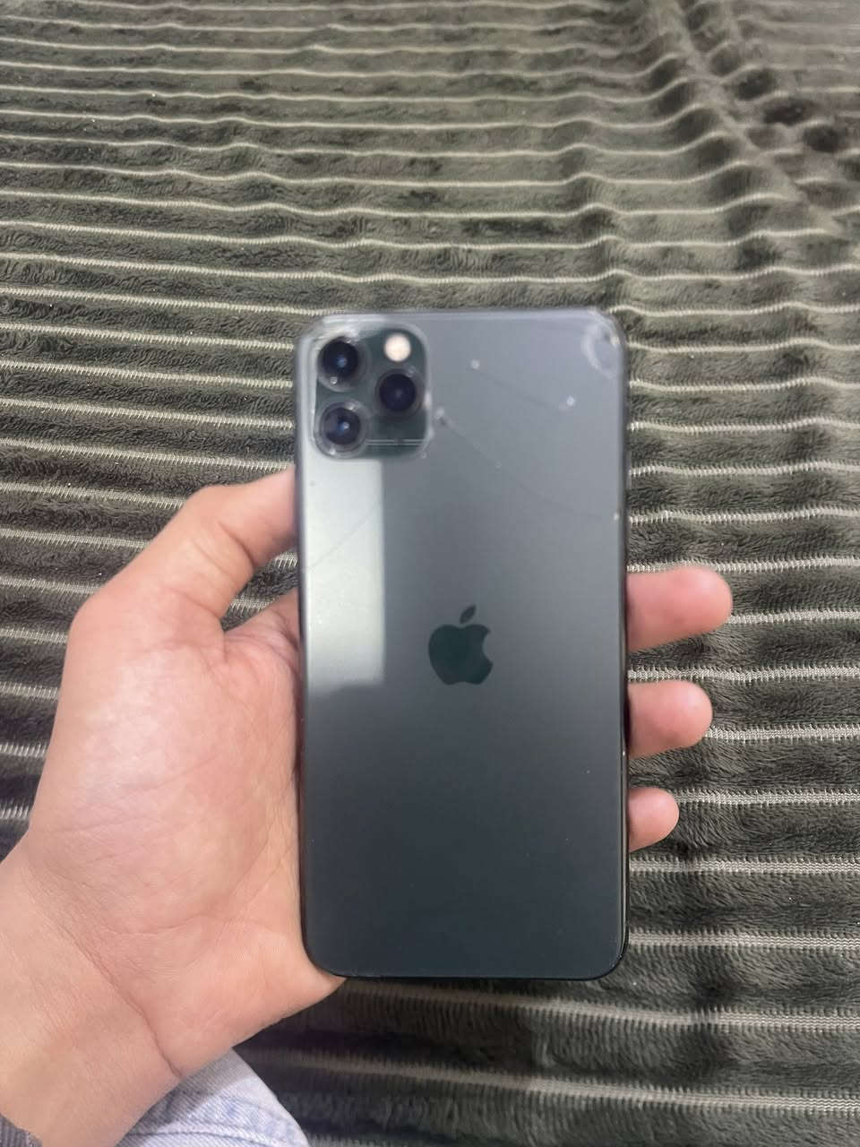 11 برو ماكس للبيع أو مراوس الجهاز مستبدل بطاريه اصليه ألجهاز بي فطر ب ضهر المكان ناصريه مركز السعر 260 وبيه مجال قليل الرقم *********** مكلف ب نشر
