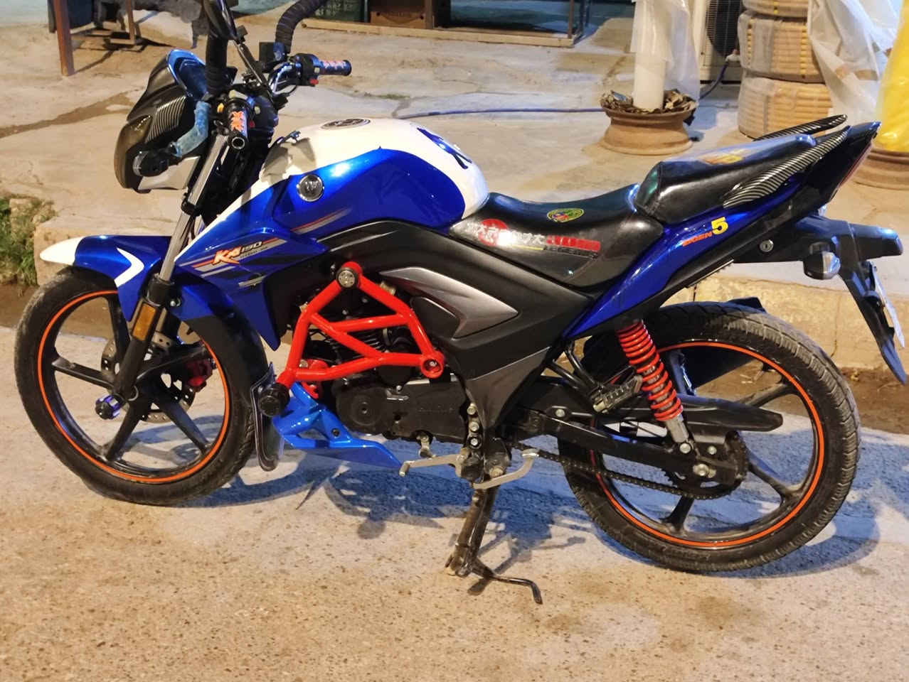 سلام عليكم 
هوجي للبيع 
موديل 23مسجل سنويه ولوحات عربي 
نضافه خير من الله 
مابي ي نقص كامل 
سعر 16ونص 
عنوان رأوه 
الاستفسار ***********
