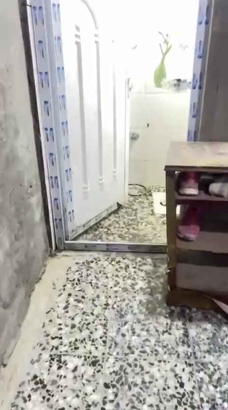 بيت ١٠٠متر زراعي خلف طوارى بيت زيرو بناء حديث ب٩٠وبي مجال هذه صاحب البيت ***********
