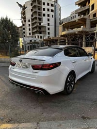 اوبتما ٢٠١٧ • ١٤٠ الف • قطعتين صبغ