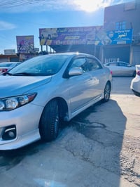 السلام وعليكم كورلا 2013  رقم نينوئ  كاربون بيها  سيارة بدون ضرر بدون ...