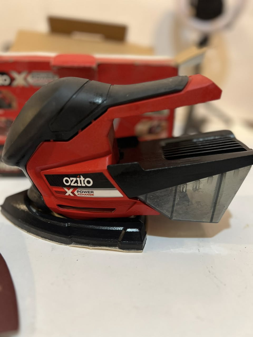 سلام عليكم مسدسات ملبسات وبسامير عدد ثنينن  + منعمه اوزيتو تريد كامل او فارغ موجود اطلب السعر رح يجيك بلتعليقات وشكرا


**إذا كنت صاحب هذا الإعلان وتريد حذفه لأي سبب، رجاءا أرسل رسالة إلى الدعم الفني**