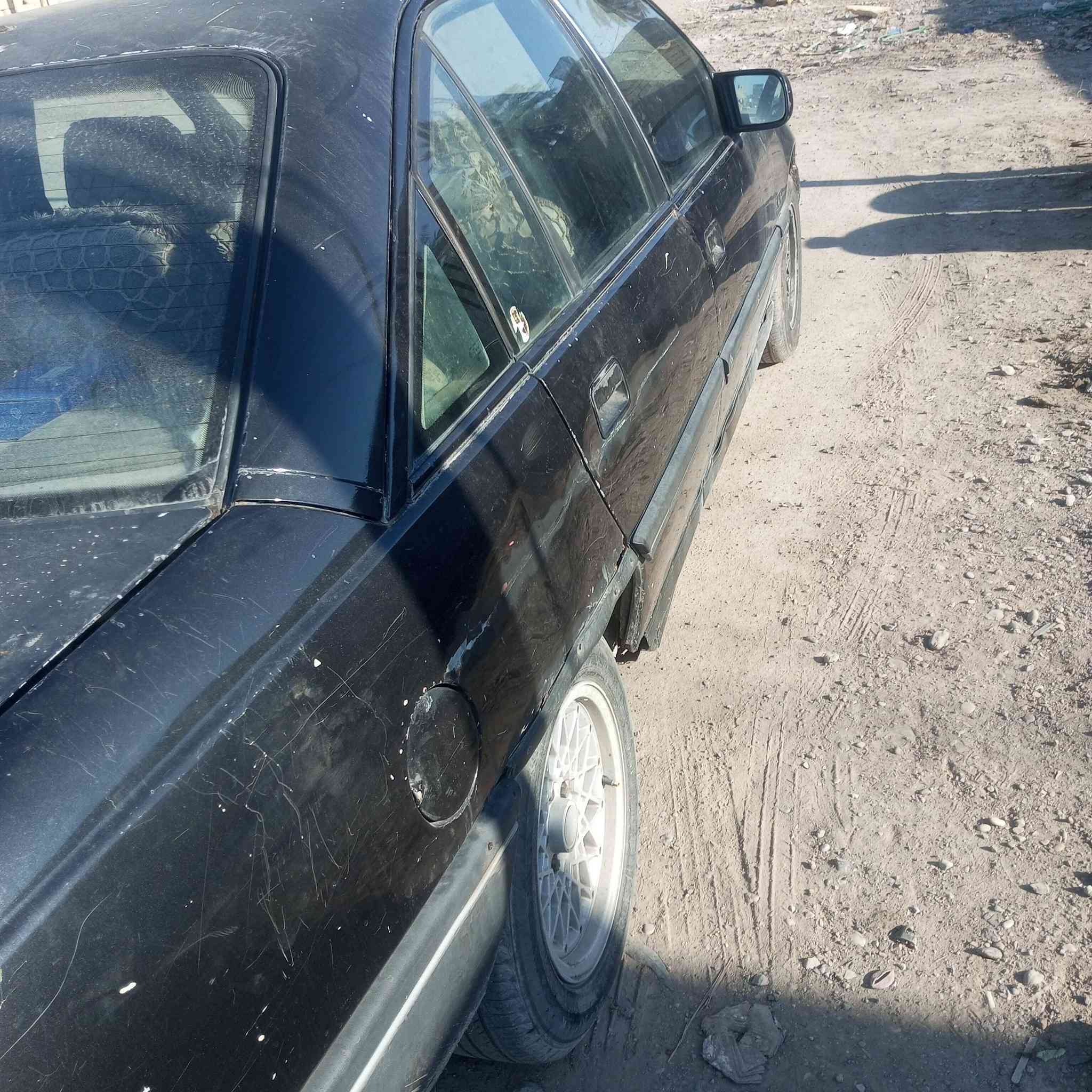 أوبل اوميكا 89مكينه 20سياره رقم ديالى سنويه ساقطه تحويل مباشر سعر 25وبيها مجال مكان  ديالى خان بني سعد ***********
