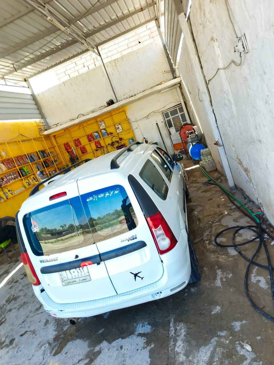 سلام عليكم شباب سيارة رينو 7راكب نضيفه باسمي مادور ثاني يوم مكاني نجف السعر 58وبيها مجالل
‏‪***********‬‏
سيد ابراهيم العذاري
