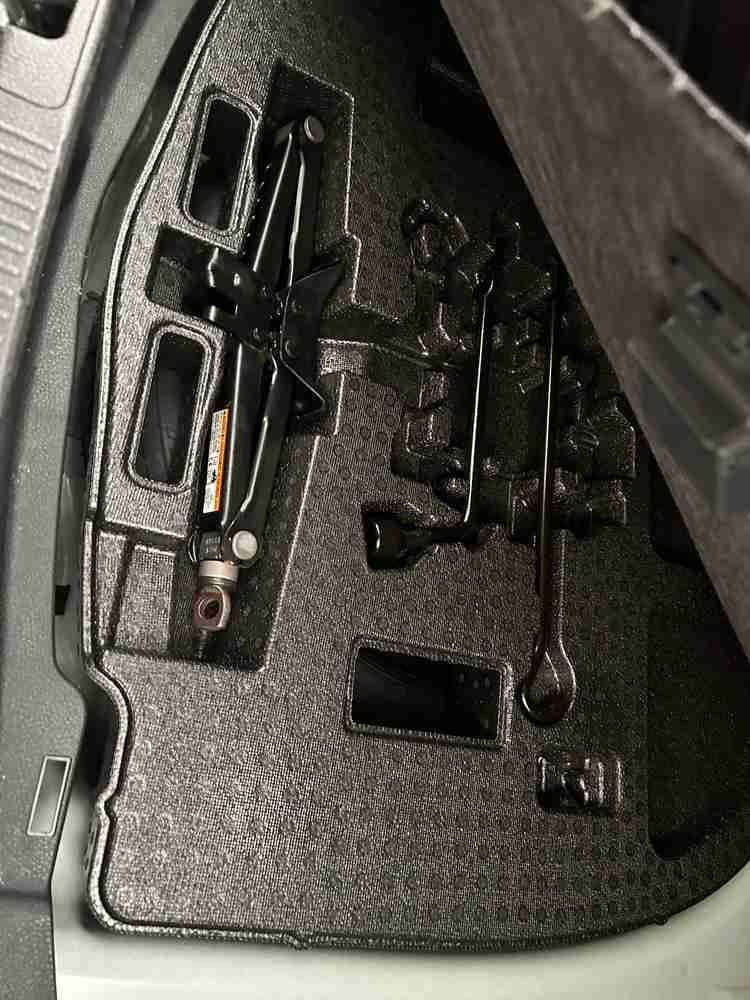 كامري هايبرد موديل 25
السعر 133 بيها مجال لون ابيض
كامري 2024 se لون اسود 
دفع رباعي ب102 بيها مجال بسيط ايرباك راجع سستم 
كورلا هايبرد عشرة أيام موعد وصولها ب91 بيها مجال 
معرض الناقل الفضي 18 شمال الحرة الزرقاء الاردن 
مزاد سامراء المركزي 
رقم الهاتف والواتس ***********
