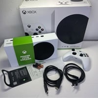 اكسبوكس سيريس اس الذاكره 512 GIGA 120 فريم 4k الجهاز نضيف ما مصلخ ولا ...