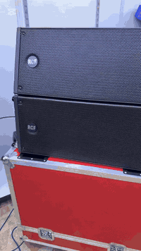 اللهم صل على محمد وال محمد
ماشاء الله 

فرونتات لاينري 20 

مع الراك 

شغل متعوب عليه بشكل موطبيعي 

السعر والتفاصيل خاص او تتصل 

***********

***********
