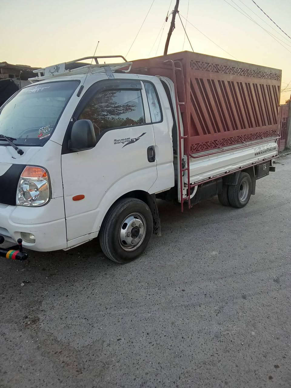 فحل للبيع موديل 2010 باسمي عنوان بغداد الحسينيه ويل 14 سنويه لل 30       ***********,,,,***********
