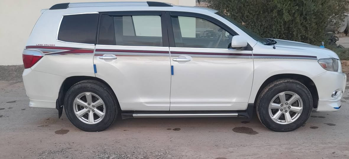 السلام عليكم  سيارة للبيع ومراوس هايلندر موديل 2008 حدادتها كلها جديدة واحد على واحد تبريد ثلاث قطع محرك ٦ سلندر 7 راكب السعر  خاص رقمها مميز أتصل  على هذا الرقم *********** العنوان سامراء
