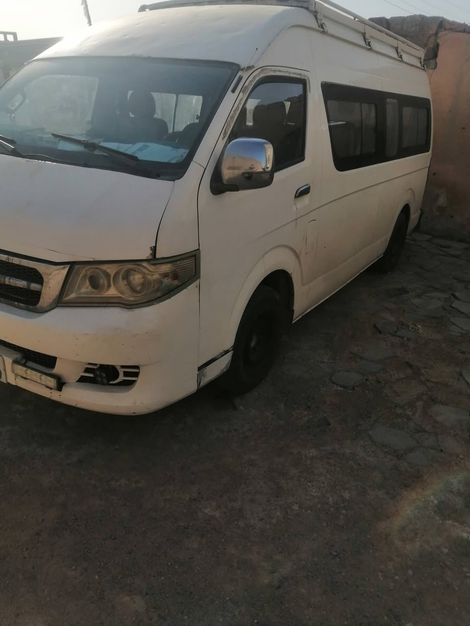 هايكر البيع فقط مديل 2014معمره دواير مكنه وكير وكسن مكفلات كهربيات تبريد شغال مكان سياره البصره الهارثه *********** شراي يتصل سعر 85 سيارة بسمي
