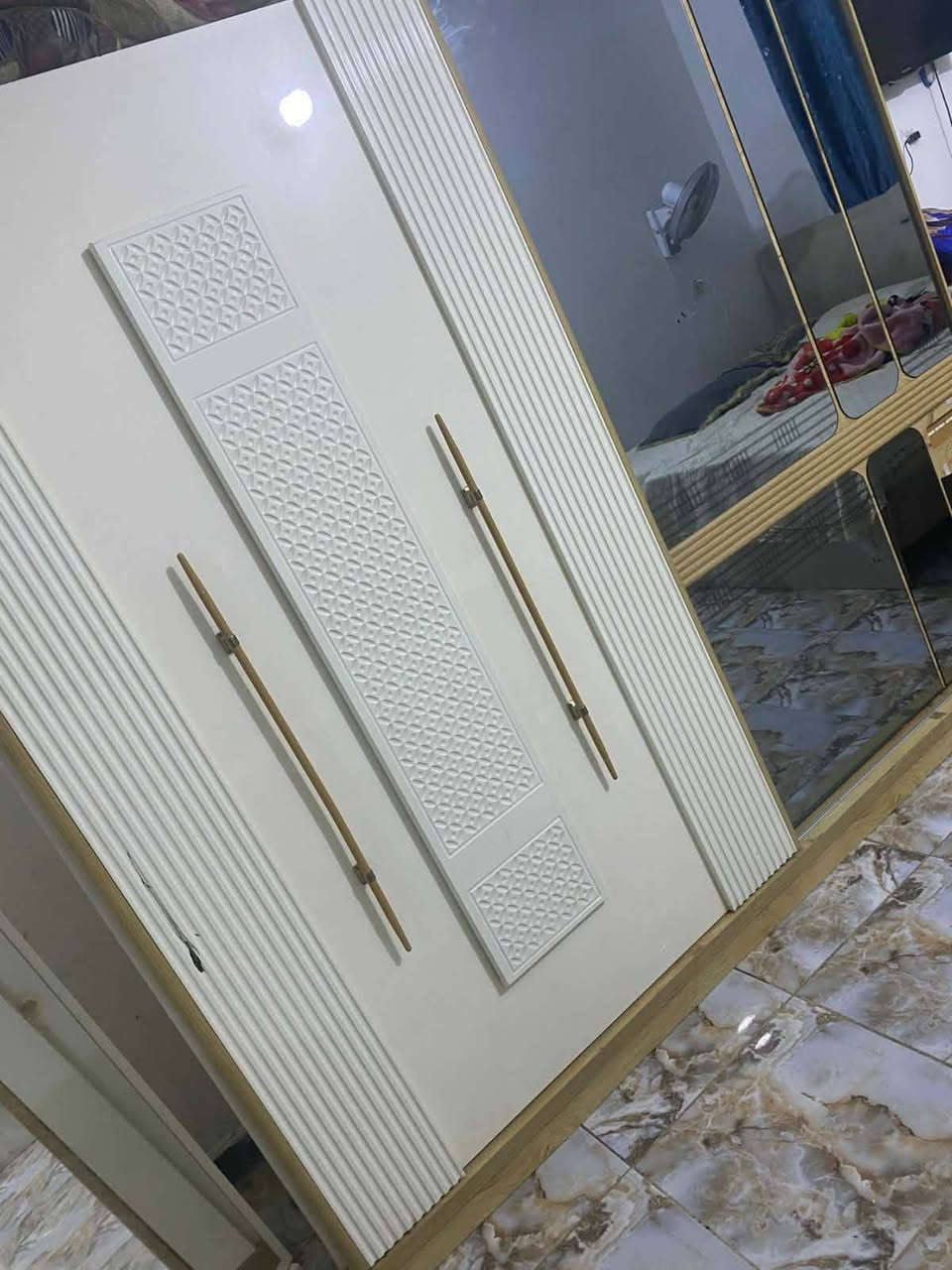 غرفها 6قطع اي ضرار مبيها مكان الزعفرانيه سعر 350وبيها مجال


**إذا كنت صاحب هذا الإعلان وتريد حذفه لأي سبب، رجاءا أرسل رسالة إلى الدعم الفني**