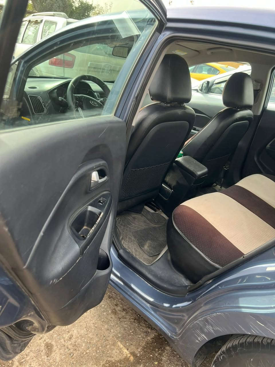 كيا ريو موديل 2016 وارد امريكي محرك 1600 gdi بيها ضرر نص بنيد وجاملغ امامي بل يمين وجاملغ خلفي بل يمين  نضام اقتصاد بانزين سعرها 84 وبيها مجال للطيبين استعمال بيتي

اني مكلف بالنشر للاستفسار على هذا الرقم ***********
