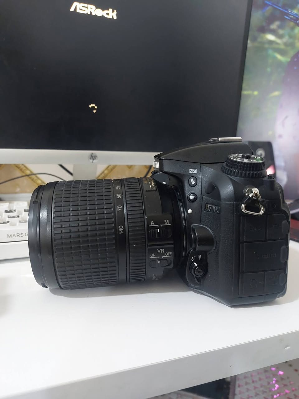 مكلف بل نشر
رقم صاحبه  ***********

يالله كامره D7100
 
نضافه خير من الله شتره تقريب ٨ ك الكامره لا داخله تصليح ولا شي تجي تفحص انته بيدك 
ملاحظه 

كامله كل الغراض 
السعر ٥٥٠ وبيه مجال
