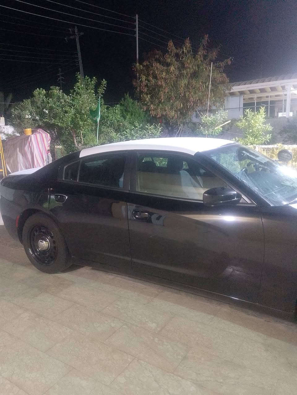 سلام عليكم جارجر البيع بوليسي اربيل فور وايل مكينه 3600موديل 23سعر 195بيه مجال حق الجيه بيه جملغ الماني مبدل اصلي والبنيد مصبوغ بدون فتح سياره جديده ماشيه 38الف كيلو هاذه رقم تواصل ***********

