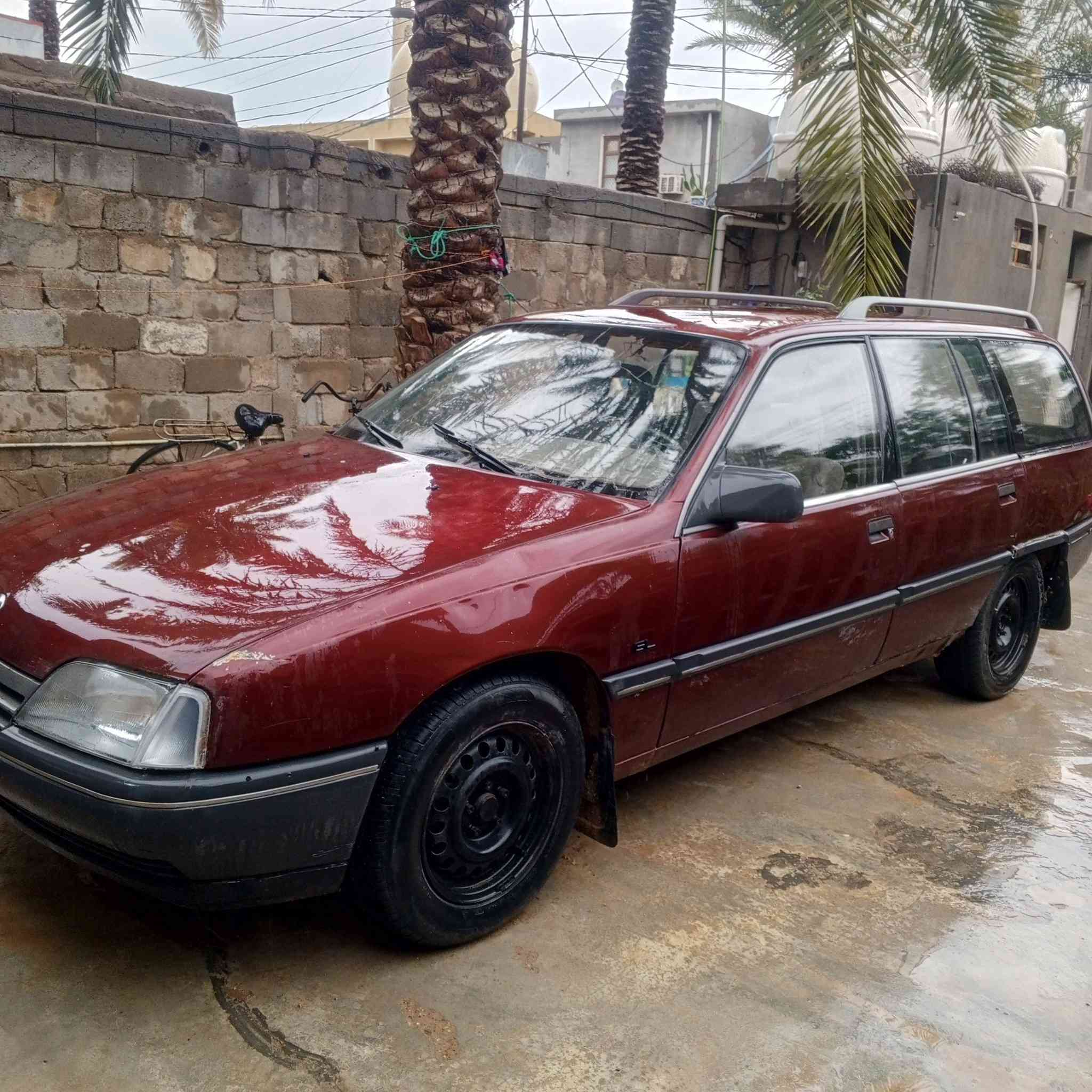 اسلام عليكم
للبيع اوميكا استيشن 

موديل 91 صلاح الدين 

السعر 25 وبيها مجال 

ديالى  ***********
