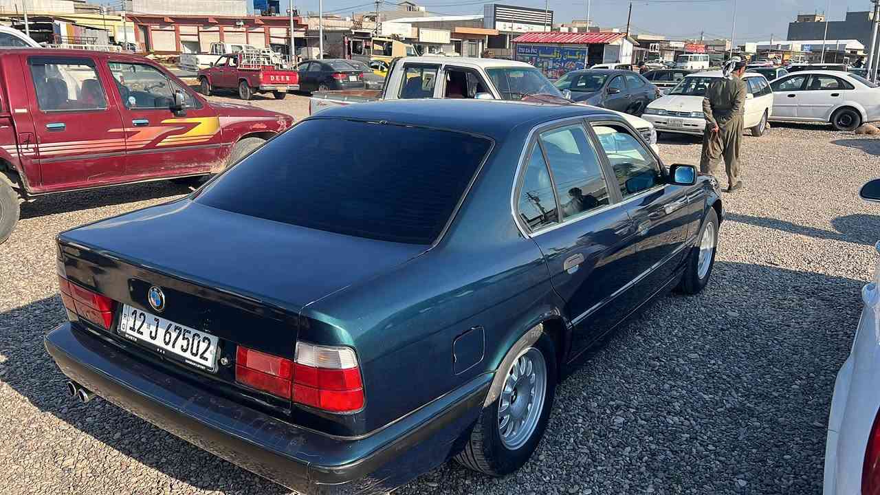بي ام 525كبس كير توماتيك موديل 1992 بدون اي ضرر صبغ عام جماليه مكان السياره دهوك (***********)السعر60
