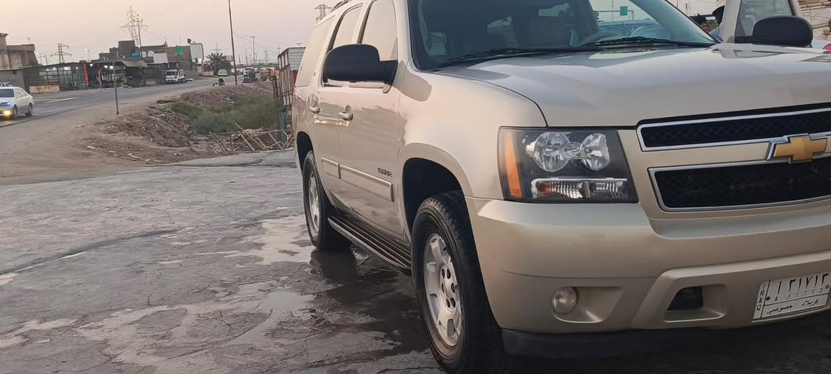 للبيع ادوات ادوات 
السياره كفاله عامه 
موديل 2010 
مكفوله من السرقه الكص والعشائر 
مكان السياره البصره 
السعر 115 
هاتف ***********
