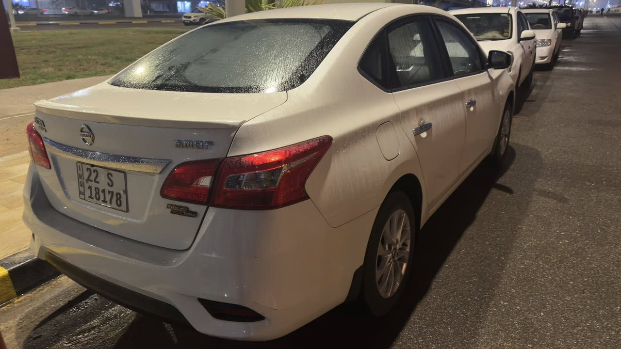 نيسان سنترا زيروو
ماشيه فقط 8 الف
رقم اربيل 
السعر 126
***********
