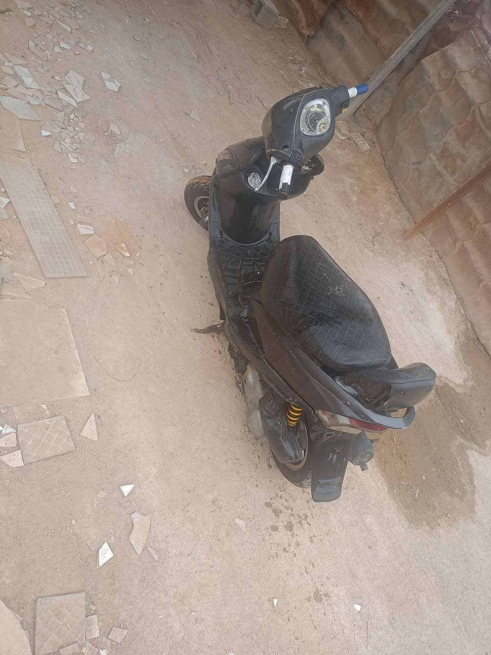 دراجه رص سازوكي دراجه نضيفه شغاله كله كهربائيات كلشي شغال بيها بس شويه كابريته يرادله تنضيف سعره 225 الاستفسار اكثر راسلني ع واتساب ***********
