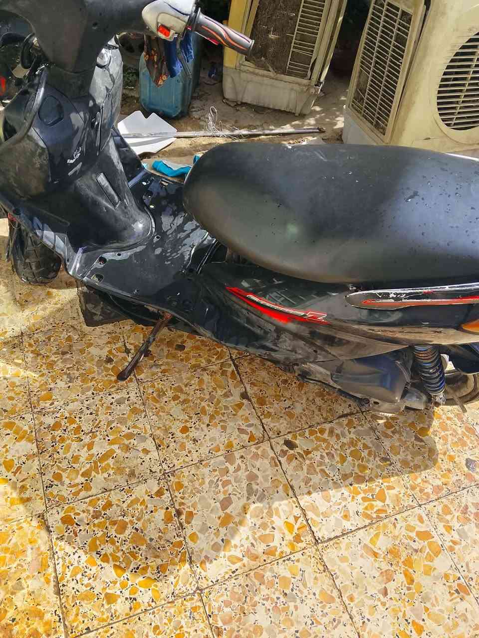 دراجه  سكنس نثيه بسعر 350وبيه مجال الرقم ***********العنوان الشعب
