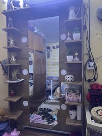 ميز مرايه تفصال للبيع السعر 60 مكاني بغداد حي جهاد لتواصل على رقم 0770...