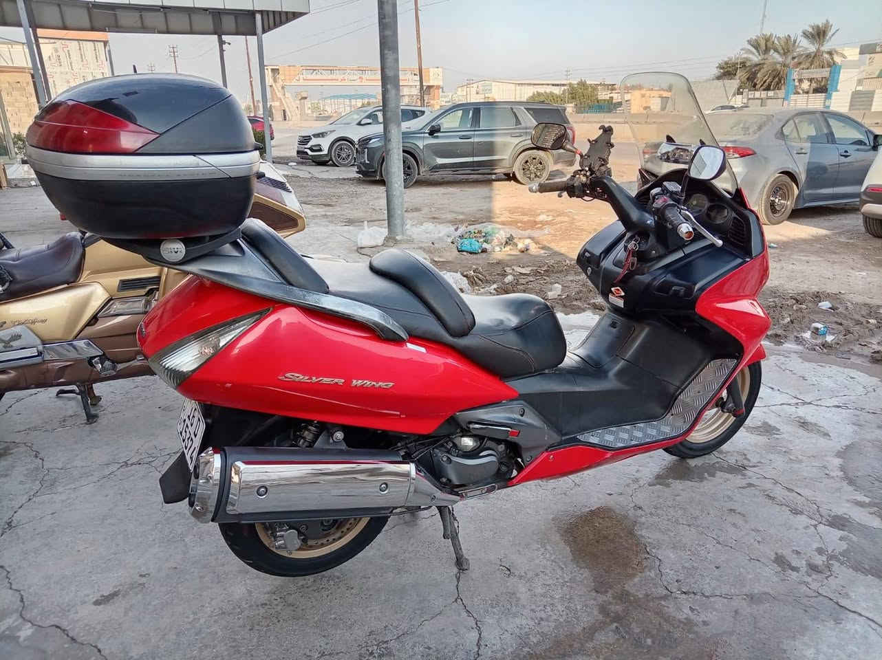 السلام عليكم دراجه سلفر ونج للبيع مكينه 600 فول مواصفات دراجه خير من الله المكينه تخبل بلادي مامفتوح دراجه مرقمه بسمي تحويل ثاني يوم هزه جديده مكينه سوده
مكاني الدوره ابو دشير الاستفسار تصل *********** الشراي تصل ودلل مامتواجد بل فيس ملاحضه الدراجه بيه اشخوط بل صفحه اليمنه موضحه بل فديو
