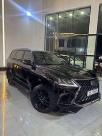LX570  2019  BLACK      EDITION   KURO  V8  5.7L  ……………………………………………………...