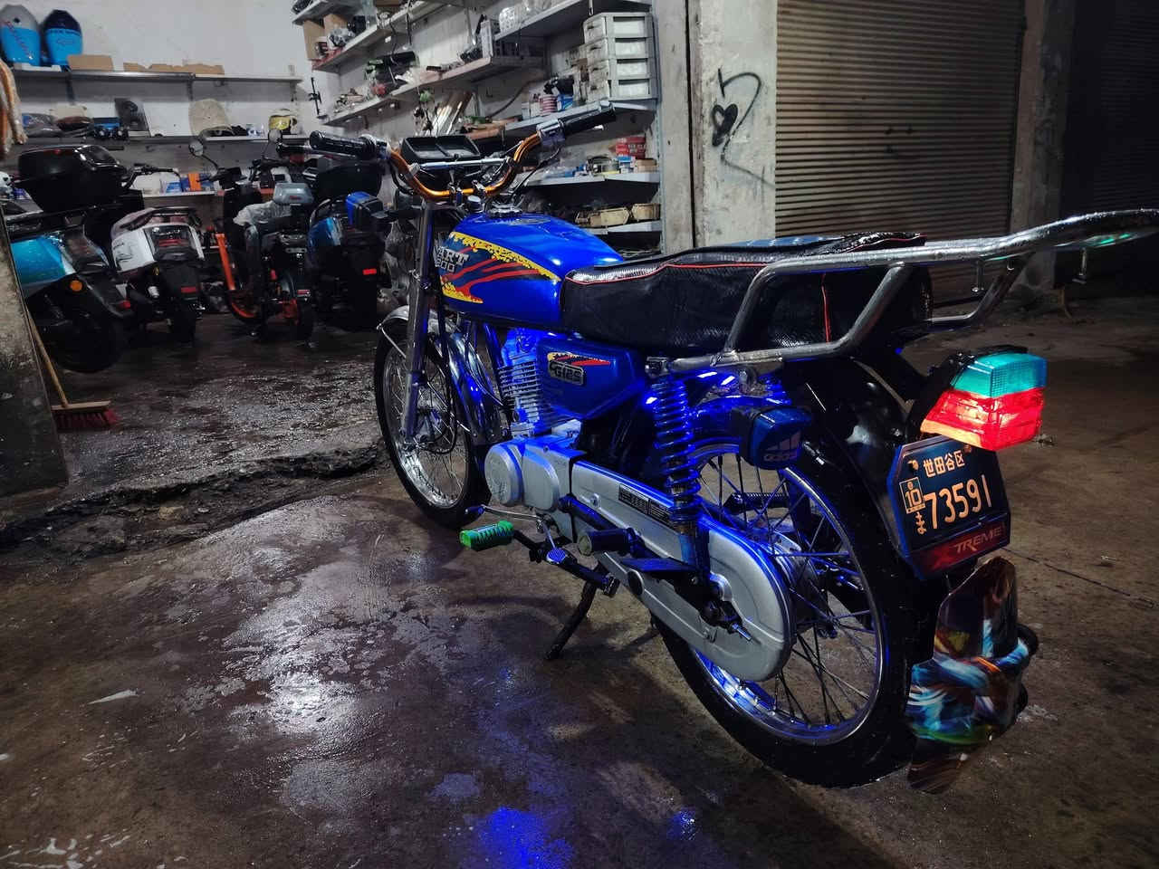 بارت محرك معمر شرط المحرك اخرس شرط شلعه ومعدل كهربائيات كله شغاله مابيه اي نقص السعر الماطور كله شرط العنوان حي البكر بعد جامع البديع رقم تلفون *********** بيه واتساب اخوان خاص مارد واتساب أو اتصال عله الخط السعر ٣٥٠ الف
