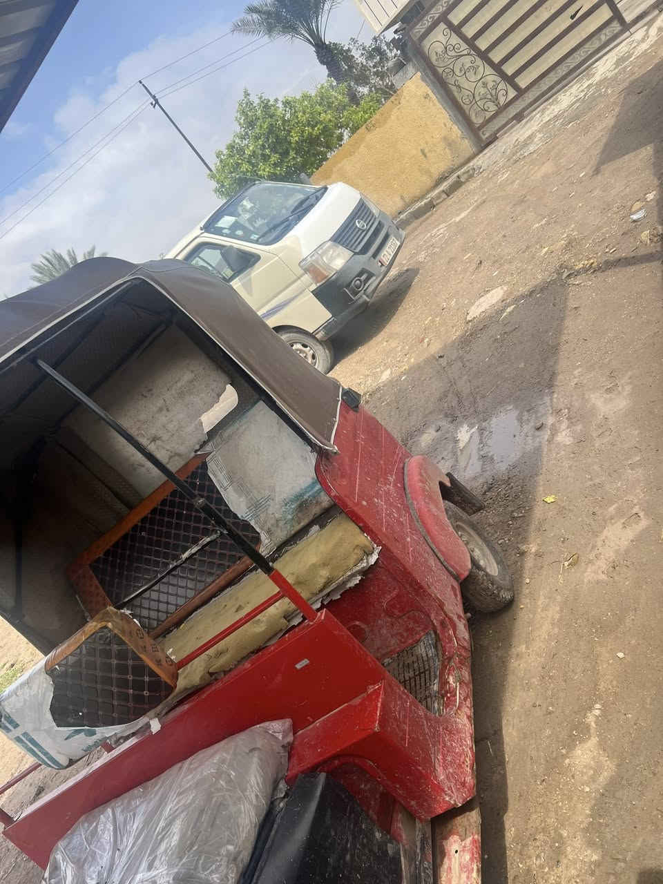 سلام عليكم تكتك البيع موديل 2018 رقم تكتك فول كبل لشارع ريده 4800امكان ابو غريب رقم الهاتف ***********
