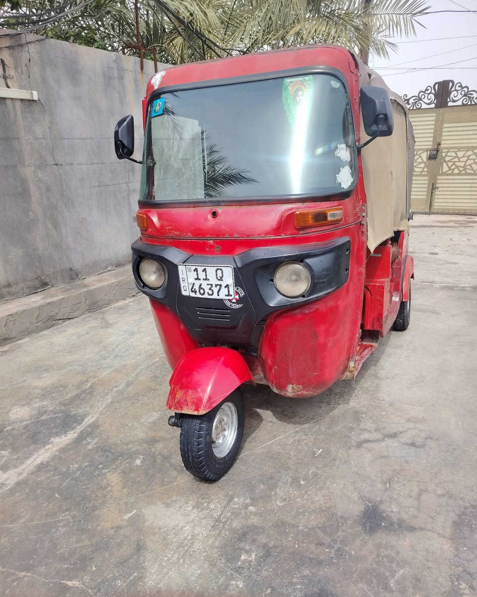 سلام عليكم تكتك موديل ١٨ رقم او سنويه التكتك خير من الله بس يرادله تعديلات شويه مكاني بغداد سلمان باك المدائن السعر ٤٢٠٠ او بيه مجال رقم الهاتف ***********
