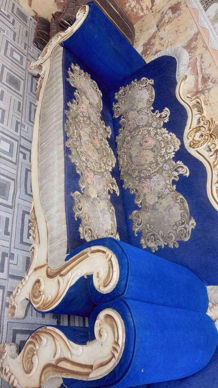 تخم تسكام  10 مقاعد نضيف مابي ضرر.
بغداد
0770 013 9255
