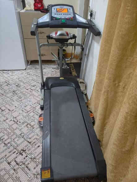 ب250 وبي مجال
جهاز كلشي ما بي بس شاشه ضربه بسيطه 

كربلاء بوبيات عامود 62 

***********
