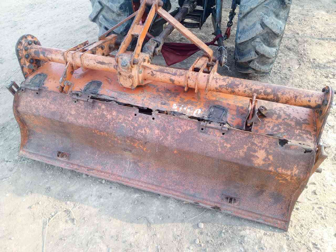 للبيع كابوتة أربعة بستم رقم وسنوية ديالى بس ما اندل ابو السنوية 
محرك لا تنقيص لاتبخير استرين باور 
معداتها 
رفاسة 
فدان كيوتي 
مرشة 400لتر
ديجر ينمر جديد 
معدلان محوري 
السعر 7.000.000 وبيها مجال 
مكاني صلاح الدين الدجيل ناحية الإبراهيمية 
للاتصال *********** ويوجد خاص وات ساب
