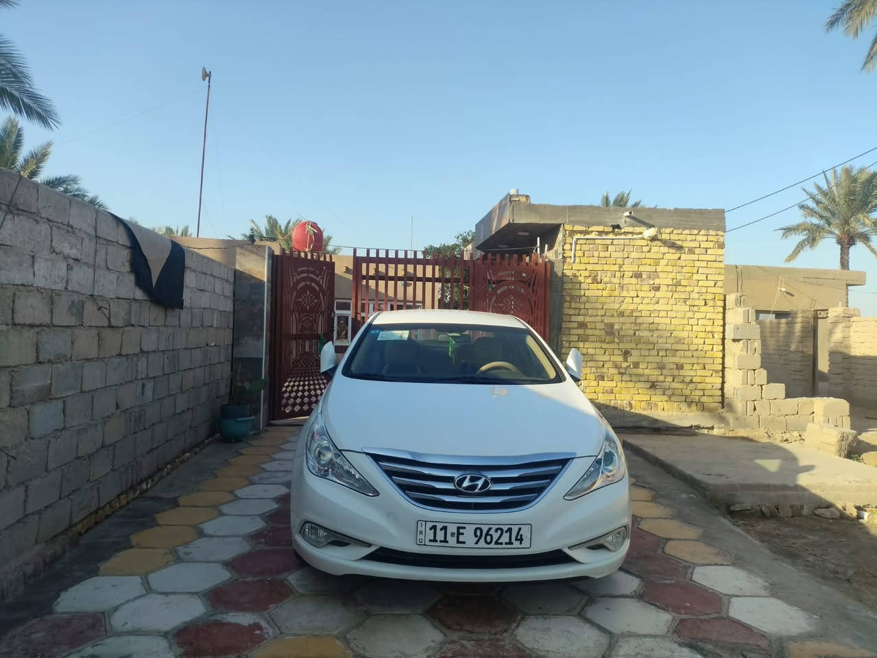 السلام عليكم للبيع
ســــوناتا 2014 خلــــــيجي 

مكفولة كفالة عامة من كلشي  عدا تكحيله بخشم الجاملغ الامامي
السياره جديده جدا
مكينه 2400
مواصفات  الشـــركه العامه مري شفط ، كير ومكينة وحدادية خير من الله ماشية 127 الف 

مكاني بابل القاسم 
الاستفسار 
***********
***********
