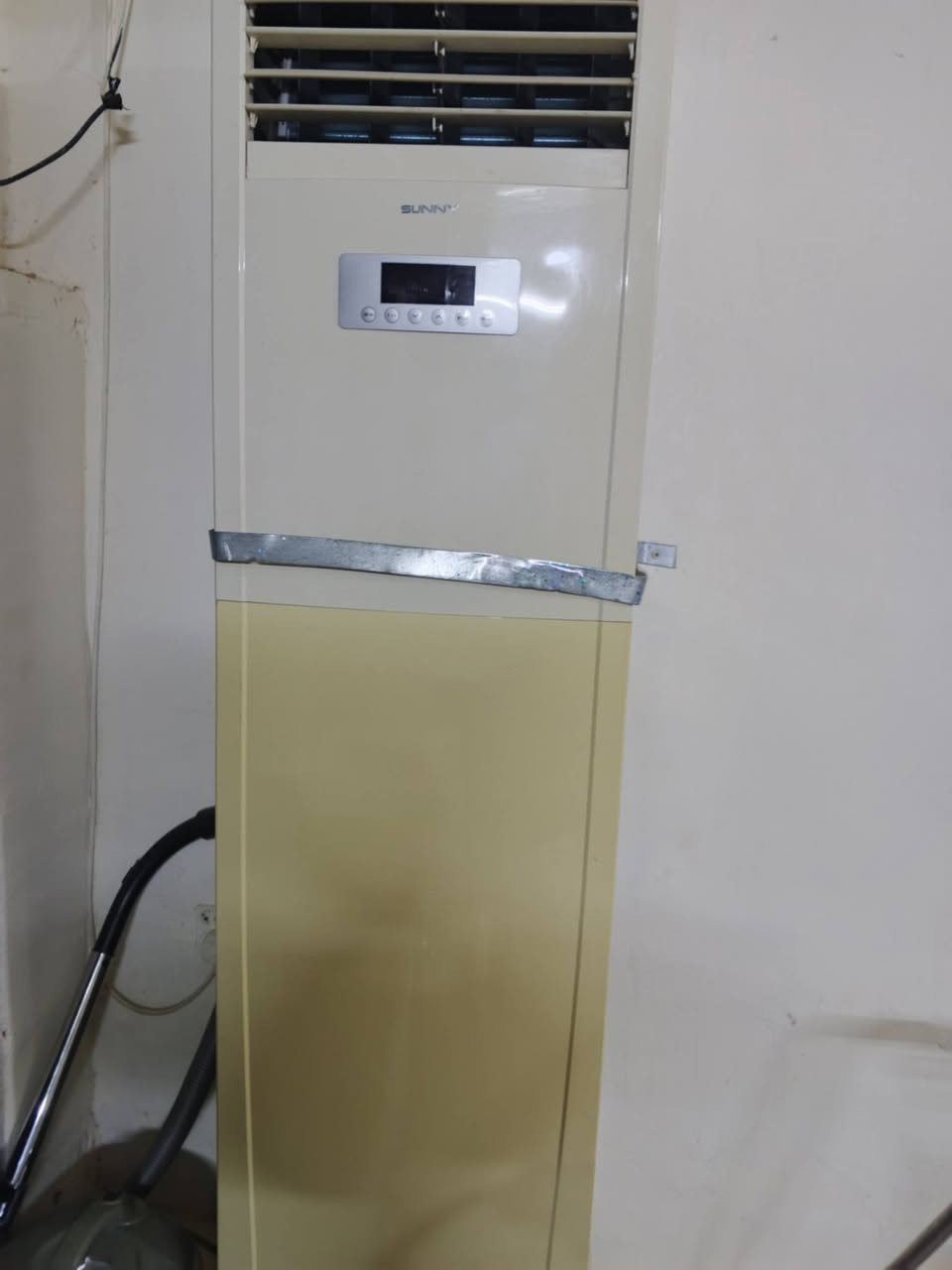 يلا حبايب جايكم الصيف شوفولي هذا السبلت كنتوري والسعر كلش مناسب شغال تدفئه وتبريد


**إذا كنت صاحب هذا الإعلان وتريد حذفه لأي سبب، رجاءا أرسل رسالة إلى الدعم الفني**