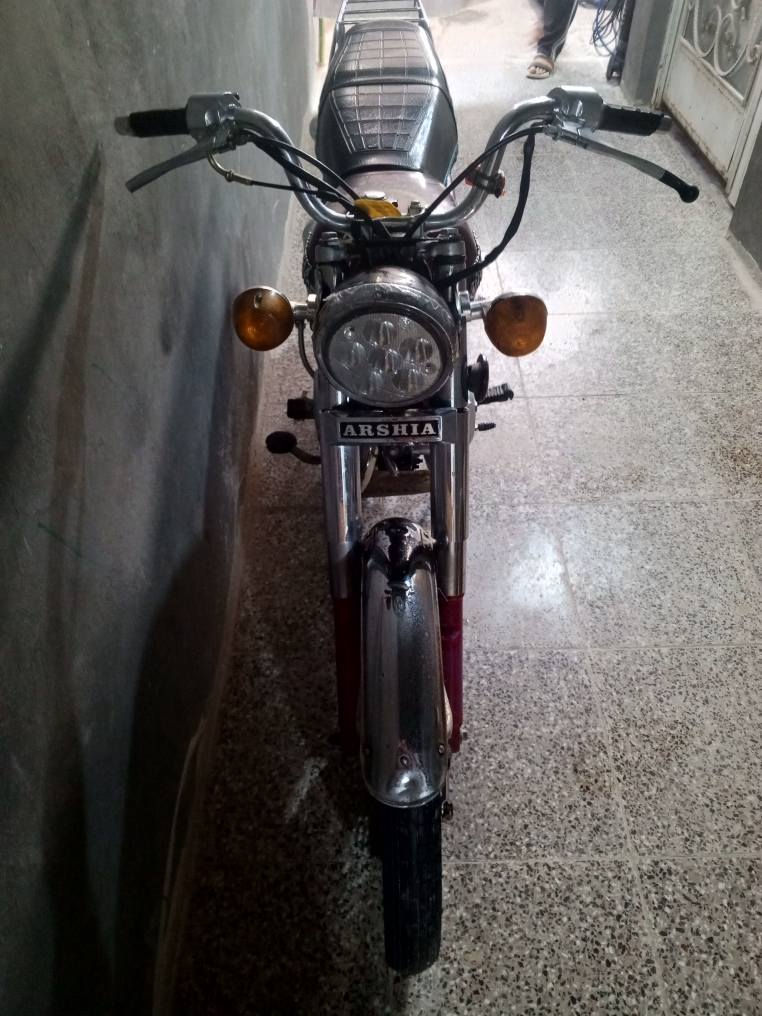 دراجه4كير للبيع نضيفه وعلى الفحص سعره 400 مع المجال مكاني النجف حي الرحمه ما متواجد على الفيس هاذا رقمي الي يحب يتواصل وبي واتساب *********** النجف, العراق
