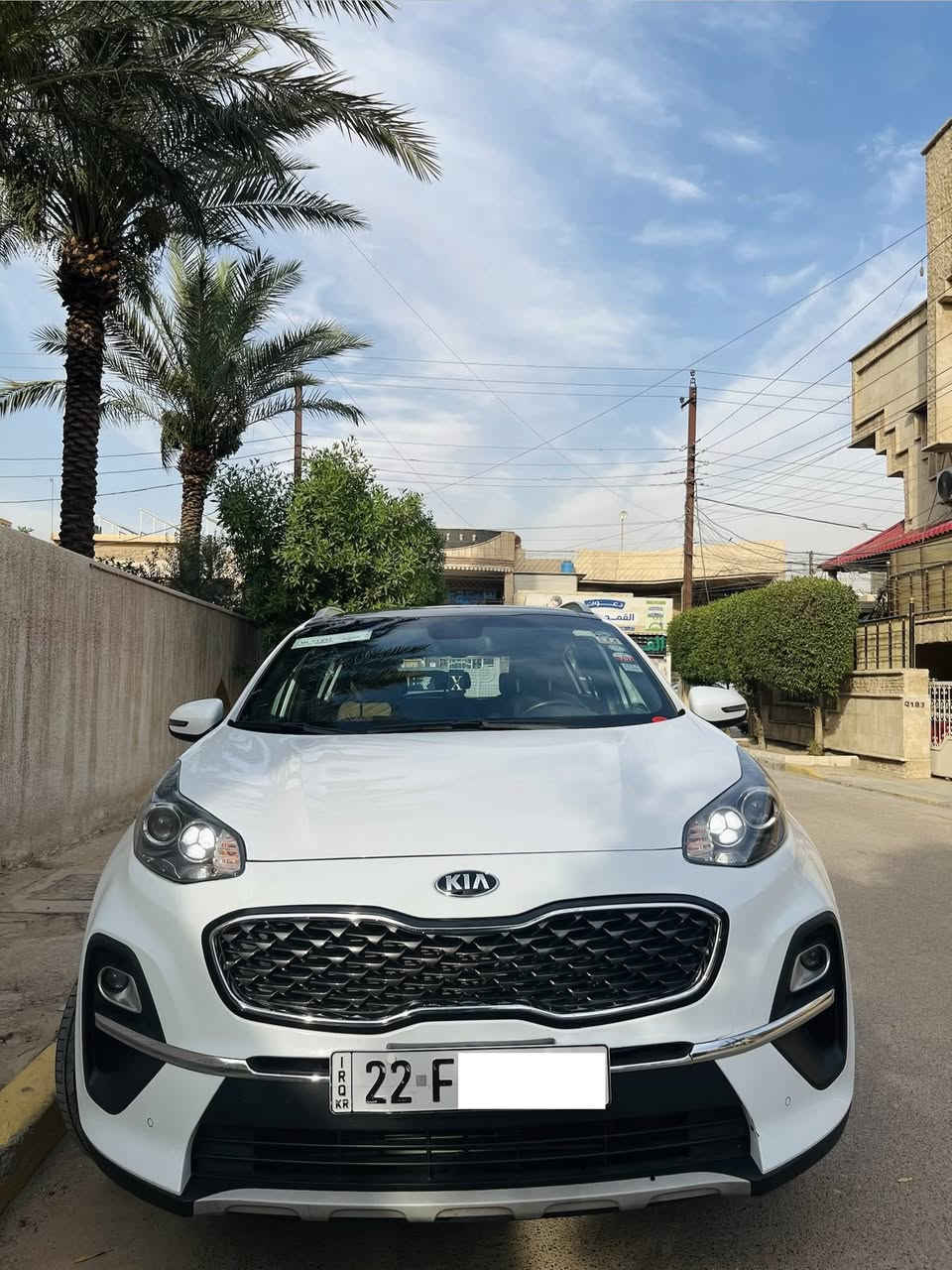 سلام عليكم
كيا سبورتج 2021 خليجي بدون ضربه ولا صبغ رقم أربيل ماشيه 57 محرك 2000 دوش 
فول مواصفات (مواصفات الجيتي لاين ) 
١- بصمه ٢- بانوراما ٣- كراسي كهرباء عدد ٤- جنطه كهرباء ٥- داخل لونين ٦- ليد صباحي ٧- شاشه بلاديه ٨- كاميرا بلاديه ٩- حساسات اماميه وخلفيه ١٠- بك لايت ليد ١١- تبريد شاشه ١٢- مري شفط وأشاره ١٣- بصمه أبواب ١٤- تشغيل عن بعد ١٥- مودات قياده ١٦- شاشه عطلات ١٧- تحكم جهتين 
مكاني بغداد السيديه 
***********
