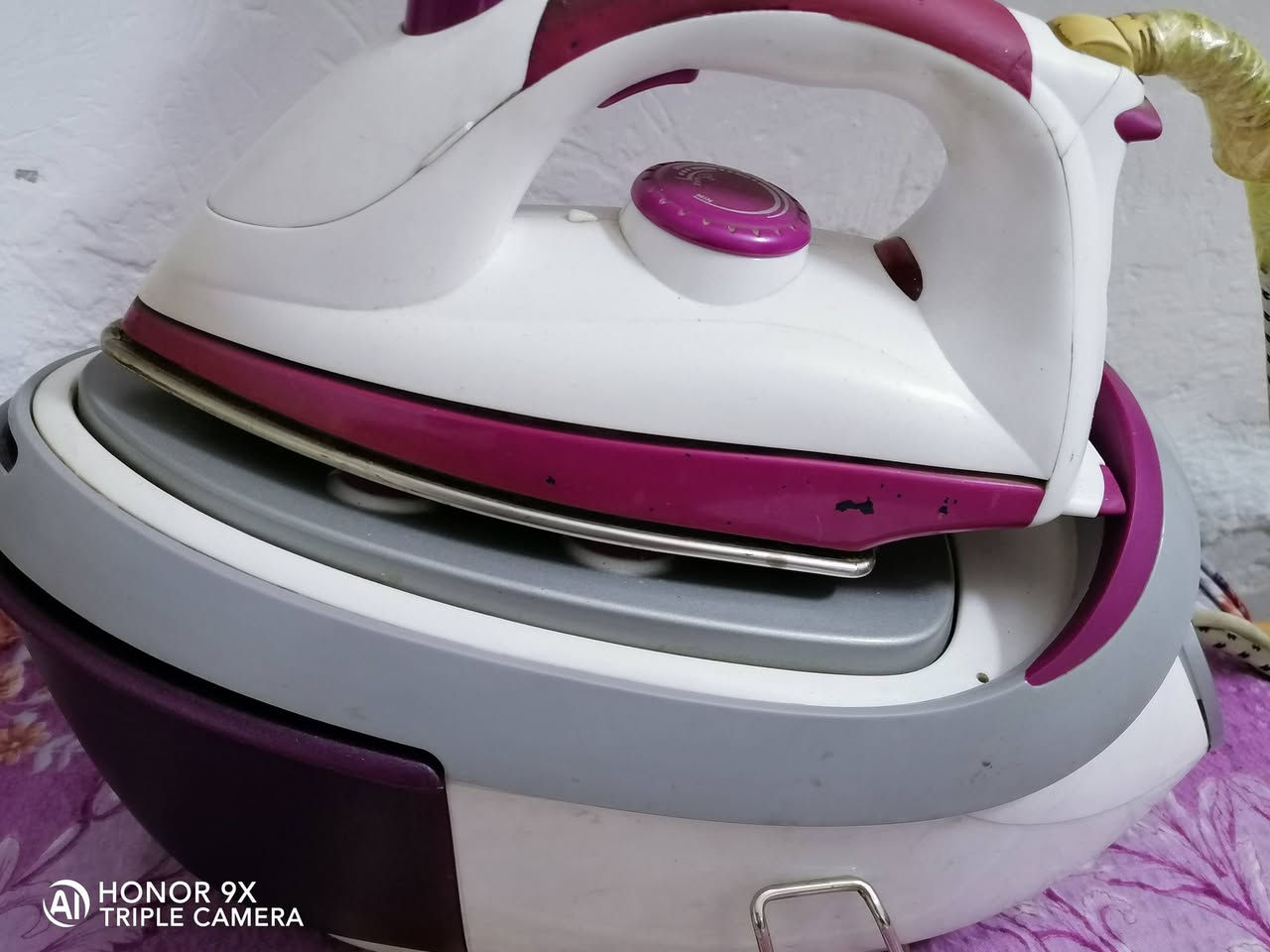 السلام عليكم أغراض للبيع
مجمدة عمودية مال كويت بالة شغالة فول شبكة خارجية السعر 225وبيهه مجال 
نورفة (أوتي بخاري) شغال ماركة أوربي السعر 100
مثرامة كاملة وشغالة الماني السعر 45


**إذا كنت صاحب هذا الإعلان وتريد حذفه لأي سبب، رجاءا أرسل رسالة إلى الدعم الفني**