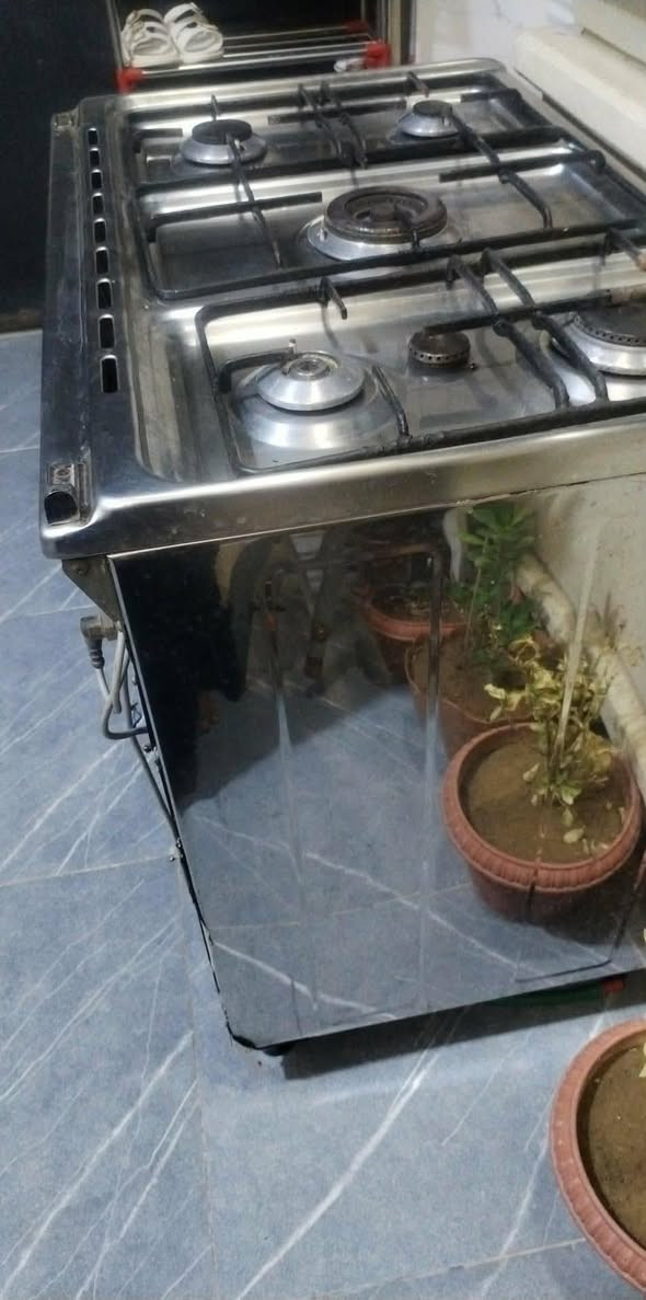 طباخ للبيع نضيف كلو شغال فقط الجام مكسور المكان موصل حي الوحده


**إذا كنت صاحب هذا الإعلان وتريد حذفه لأي سبب، رجاءا أرسل رسالة إلى الدعم الفني**