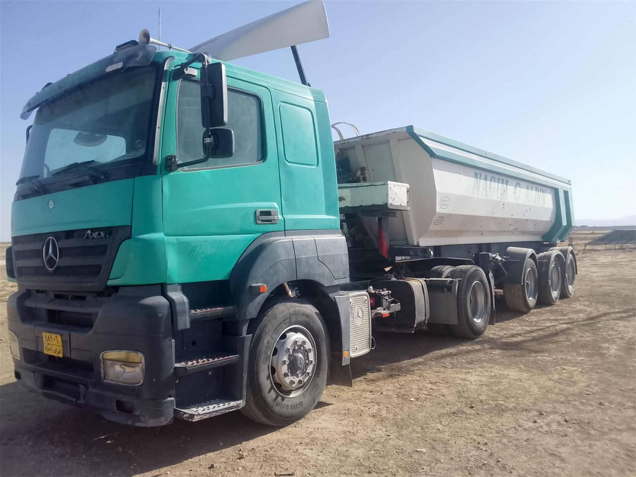 سياره للبيع2005 مثبه بحاره سياره مكفوله كفاله عامه الرقم دهوك السعر 250/$   ***********  /***********
